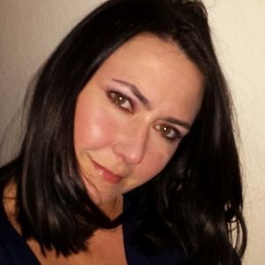 Meet your Posher, Stacy